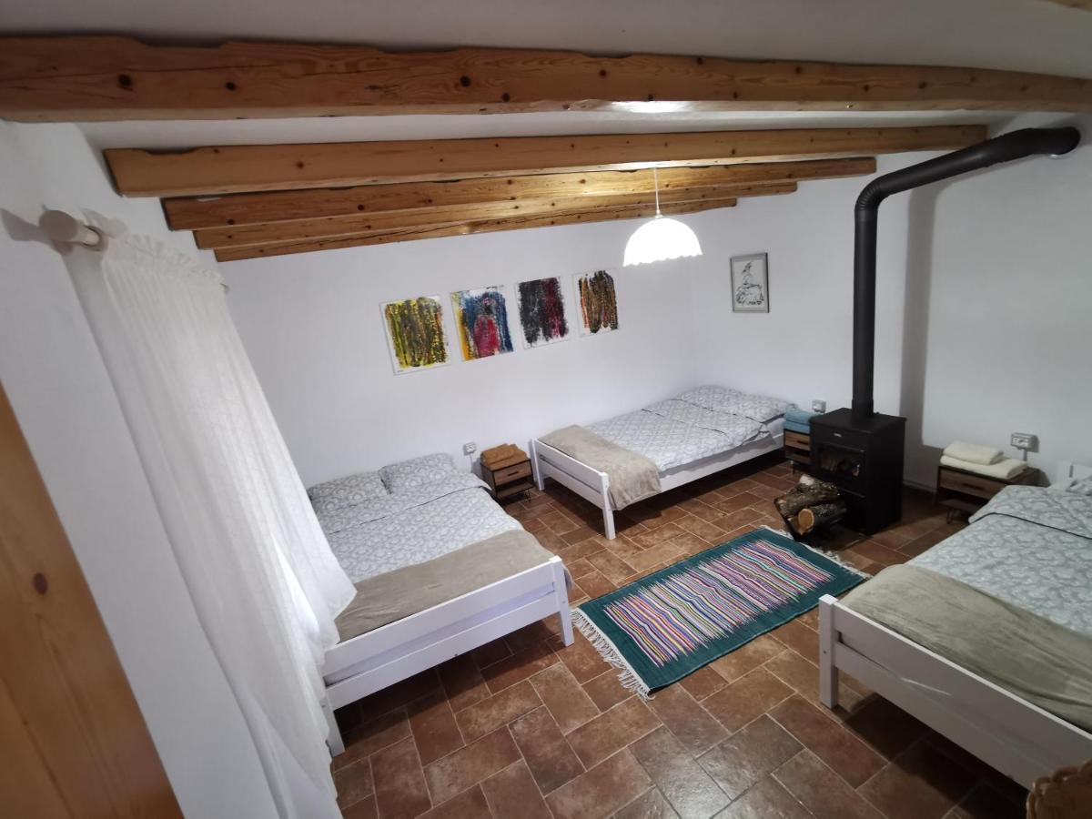 VILA RIRA - Rrajcë, Shebenik Perrenjas Bagian luar foto