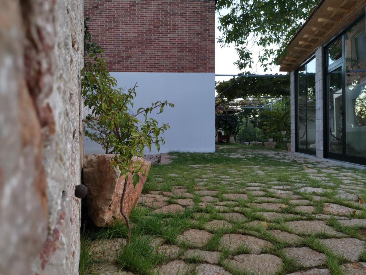 VILA RIRA - Rrajcë, Shebenik Perrenjas Bagian luar foto
