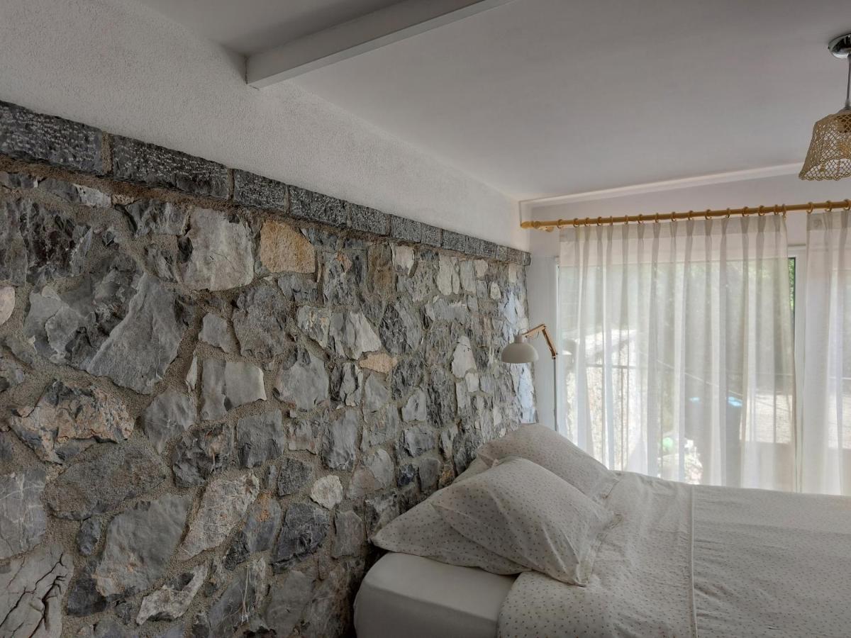 VILA RIRA - Rrajcë, Shebenik Perrenjas Bagian luar foto