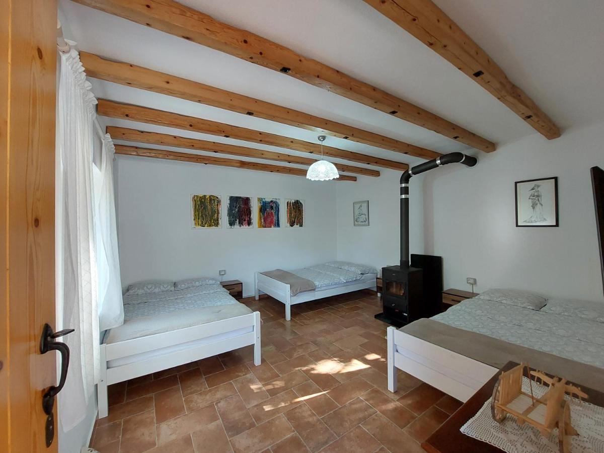 VILA RIRA - Rrajcë, Shebenik Perrenjas Bagian luar foto