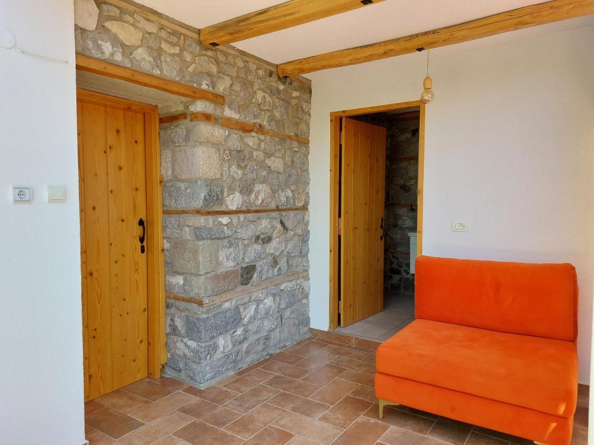 VILA RIRA - Rrajcë, Shebenik Perrenjas Bagian luar foto