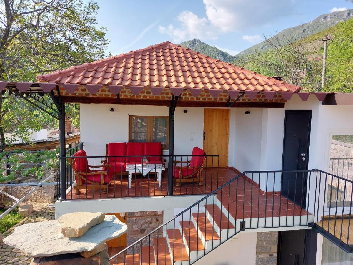 VILA RIRA - Rrajcë, Shebenik Perrenjas Bagian luar foto